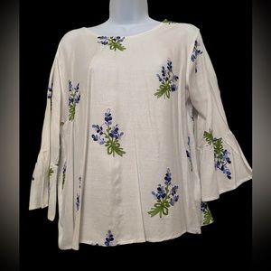 Boutique top by Ces Femme size medium. Bluebonnets embroidered